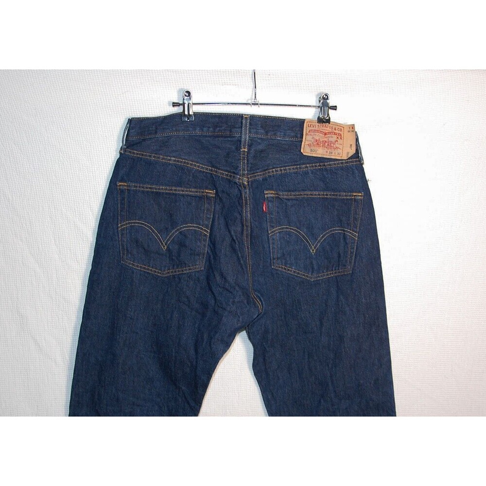Levi’s 501 Men’s 34x27 Dark Wash Button Fly Vintage EUC